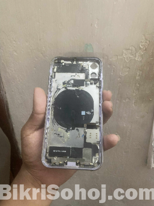 iphone 11 camera and body